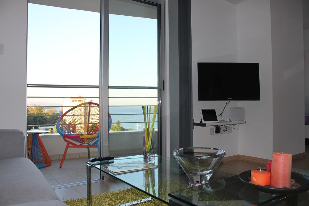 Eden Beach Apartment 611 ลิมาซอล ห้อง รูปภาพ